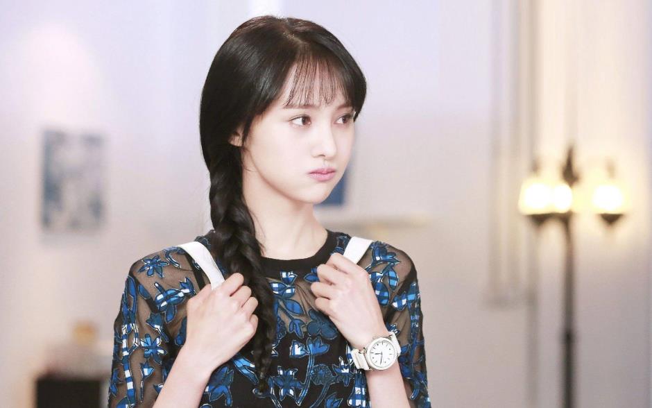 演员郑爽在美国通过代孕生育两名婴儿1.jpg